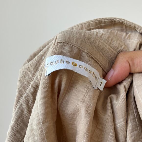 Vintage French Beige Textured Popover Blouse with Floral Embroidery (S) - Picture 8 of 8